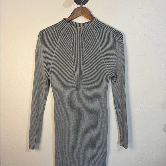 Rue21 Gray Long Sleeve Ribbed Dress - Picture 1 of 5